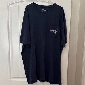 Vineyard Vines Dark Blue Men's Tee with New England Patriots Logo
